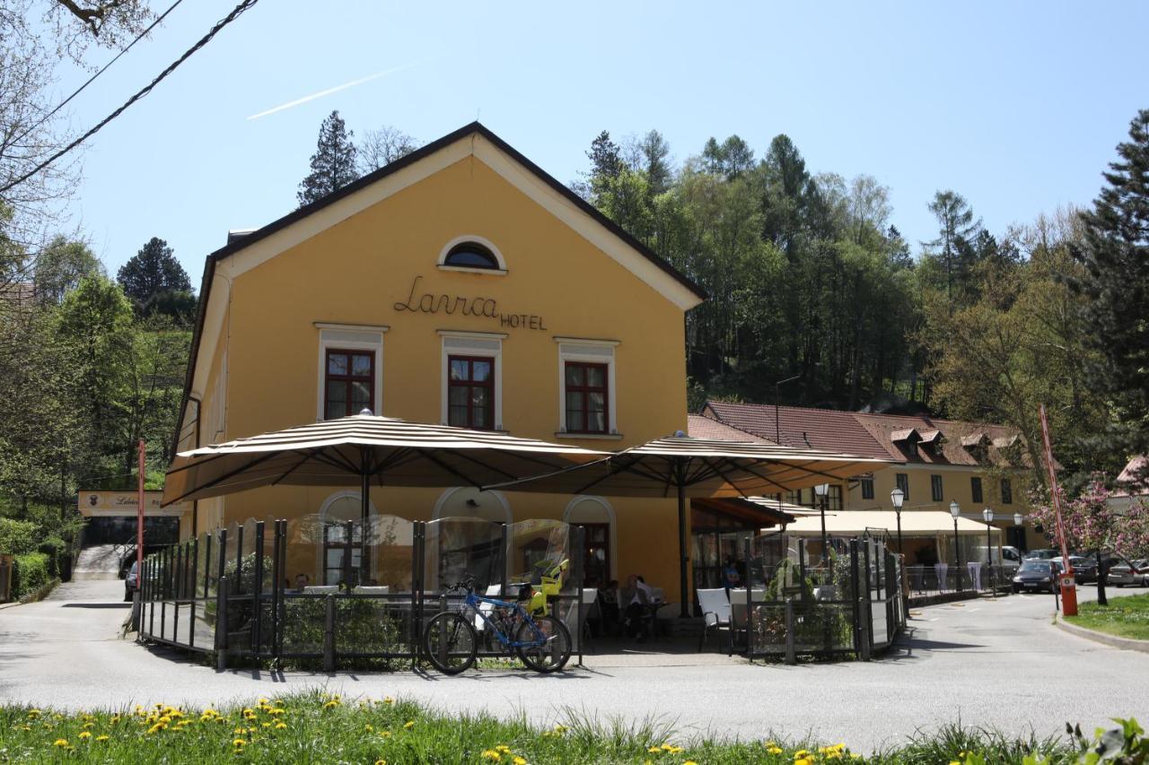 Hotel Lavica ساموبور المظهر الخارجي الصورة